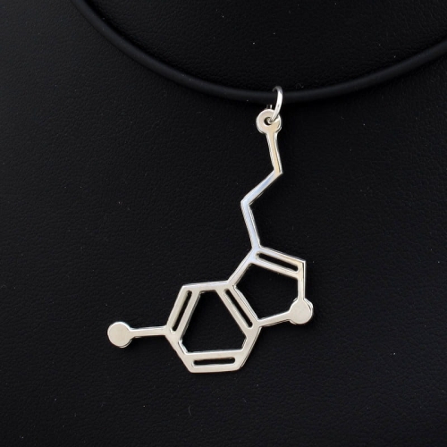 Srebrny wisiorek znak chemiczny Endorfina