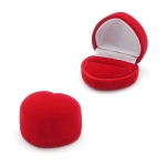 Pudełko na pierścionek czerwone serce