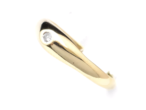 Pierścionek z diamentem