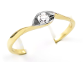 Pierścionek z diamentem