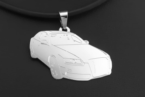 Wisior z białego złota samochód