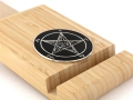 Okultyztyczny amulet z pentagramem