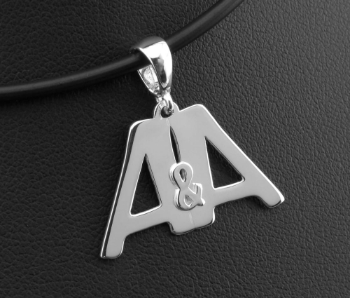 Srebrna zawieszka inicjały A&A