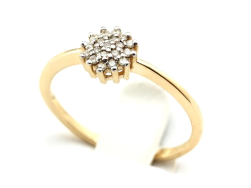 Pierścionek z diamentami