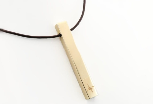 Złota zawieszka sztabka