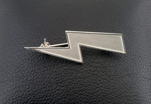 Srebrna broszka bez emalii