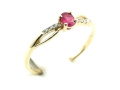 Pierścionek z rubinem i diamentami
