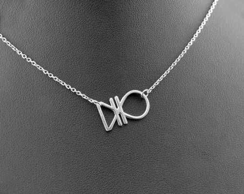 Srebrny naszyjnik w kształcie rybki