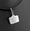 Srebrny charms aparat fotograficzny