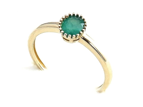 Pierścionek ze szmaragdem