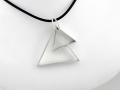  Srebrny wisior duży i mały trójkąt z grawerem