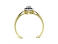 Pierścionek z brylantem