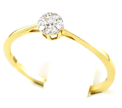 Pierścionek z diamentami