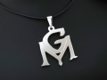 Srebrna zawieszka - symbol GM