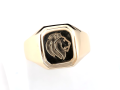 Złoty sygnet z grawerem głowy lwa
