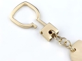 złoty breloczek do kluczy