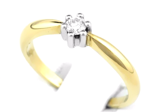 Pierścionek z diamentem