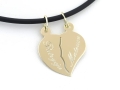 złoty wisiorek serce do przełamania pod grawer
