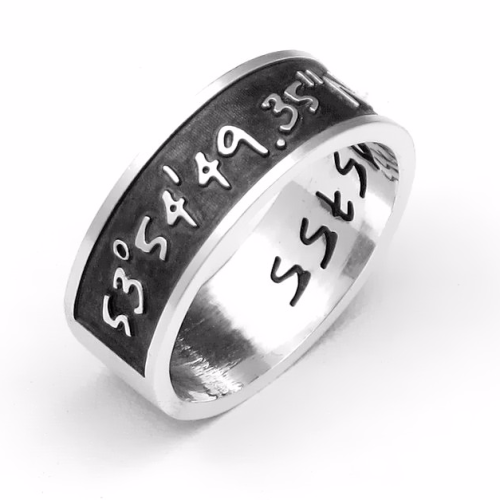 Srebrna obrączka z grawerem współrzędnych GPS