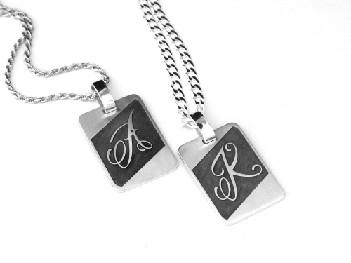 Srebrne nieśmiertelniki z inicjałami