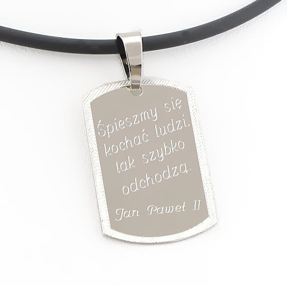 Złoty nieśmiertelnik z białego złota z grawerem