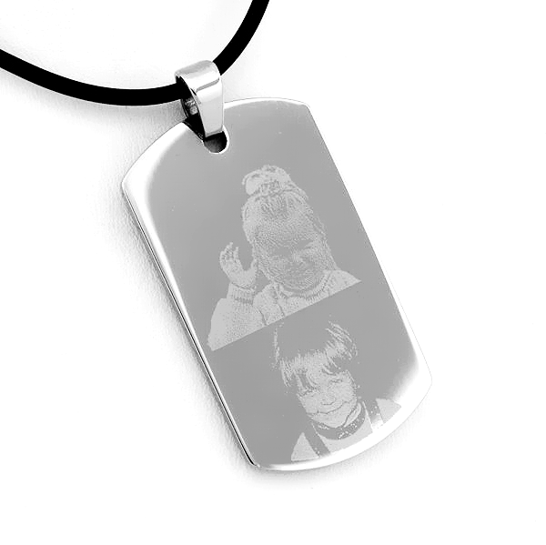 stalowy nieśmiertelnik z grawerem zdjęcia