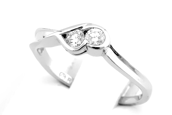 Pierścionek z brylantami