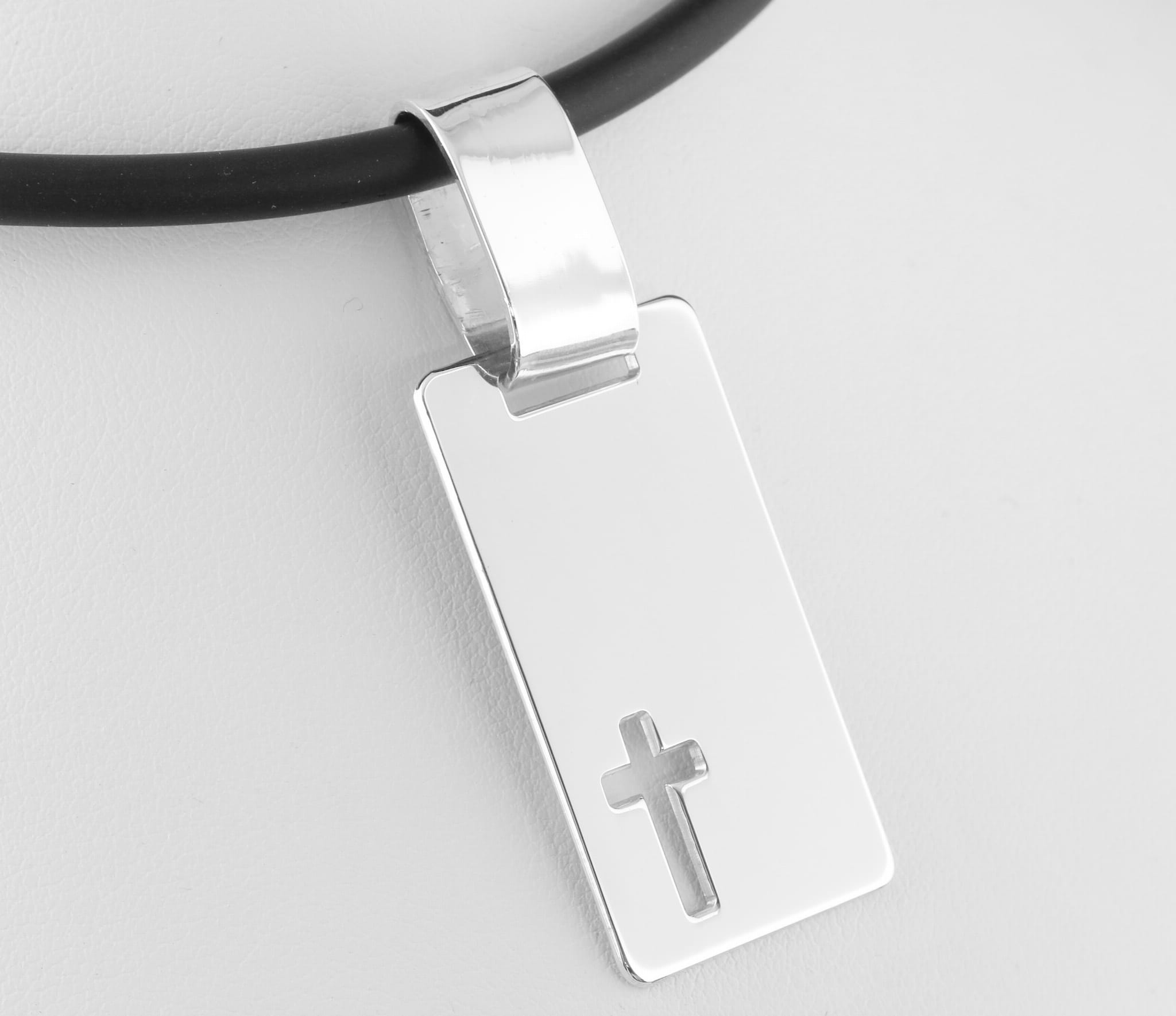 Srebrna zawieszka z wysoką masywną przelotką