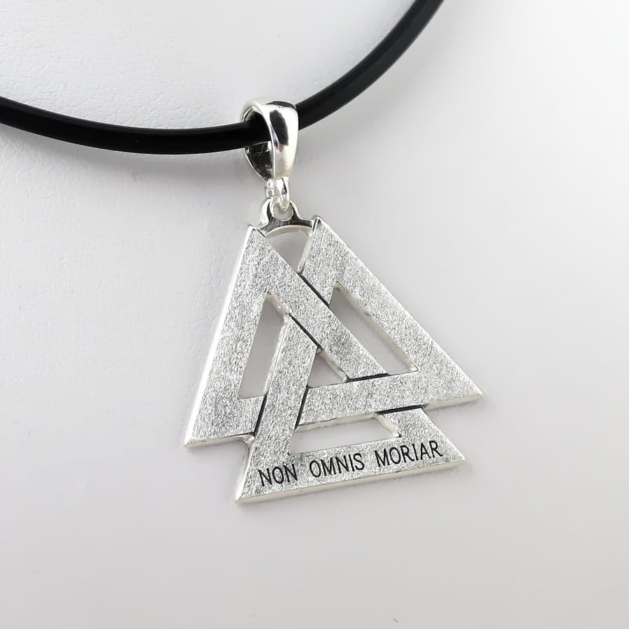 Srebrna zawieszka trzy splecione trójkąty