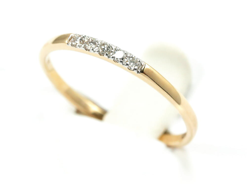 Pierścionek z brylantami