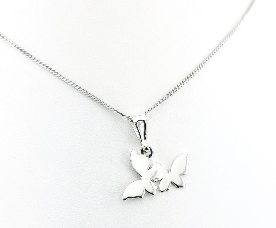 Srebrna zawieszka motyle