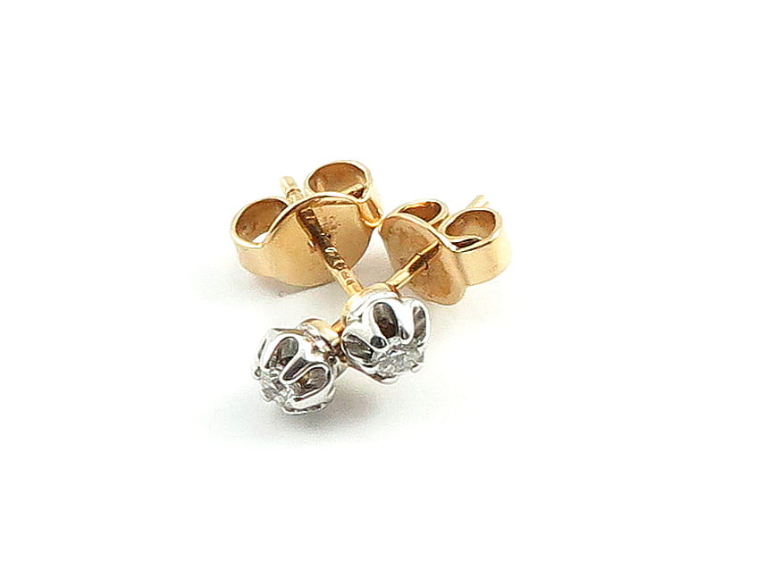 Kolczyki z diamentem