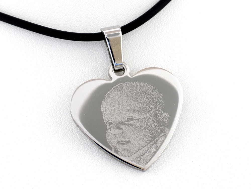 stalowe srece z grawerem dziecka